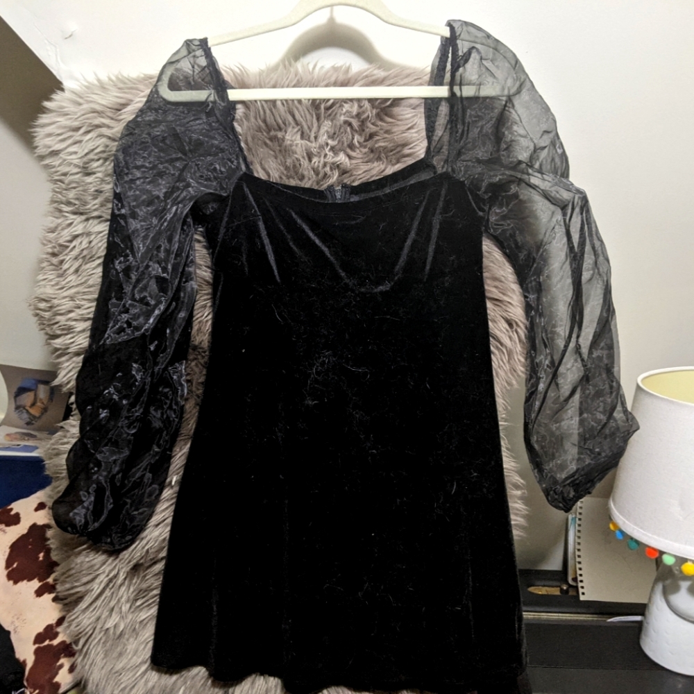 NWT Mesh Puff Sleeve Velvet Square Neck F21 Party Dress, small